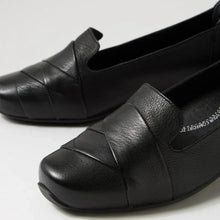 Load image into Gallery viewer, Ziera Celyn Xw Black Leather