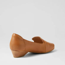 Load image into Gallery viewer, Ziera Celyn Xw Dark Tan Leather