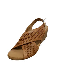 Load image into Gallery viewer, Cabello Hera Tan Womens Shoes