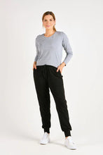Load image into Gallery viewer, One Ten Willow Everyday Pant Black