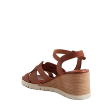 Load image into Gallery viewer, Diana Ferrari Truude Walnut