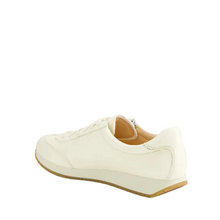 Load image into Gallery viewer, Django And Juliette Petyma Off White