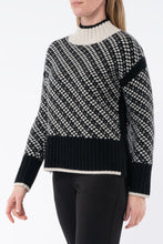 Load image into Gallery viewer, Jump Geo Intarsia Pullover