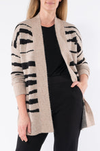 Load image into Gallery viewer, Jump Broken Stripe Cardi