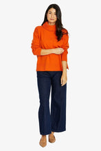 Load image into Gallery viewer, Jump Roll Nk Pkt Pullover