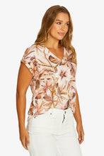 Load image into Gallery viewer, Jump Sunkissed Tee Multi