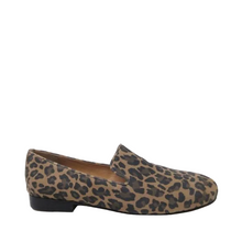 Load image into Gallery viewer, Ziera Daires Camel Leopard