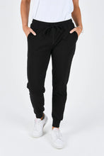 Load image into Gallery viewer, One Ten Willow Everyday Pant Black