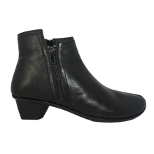Load image into Gallery viewer, Alfie And Evie W23 Stag Black Leather