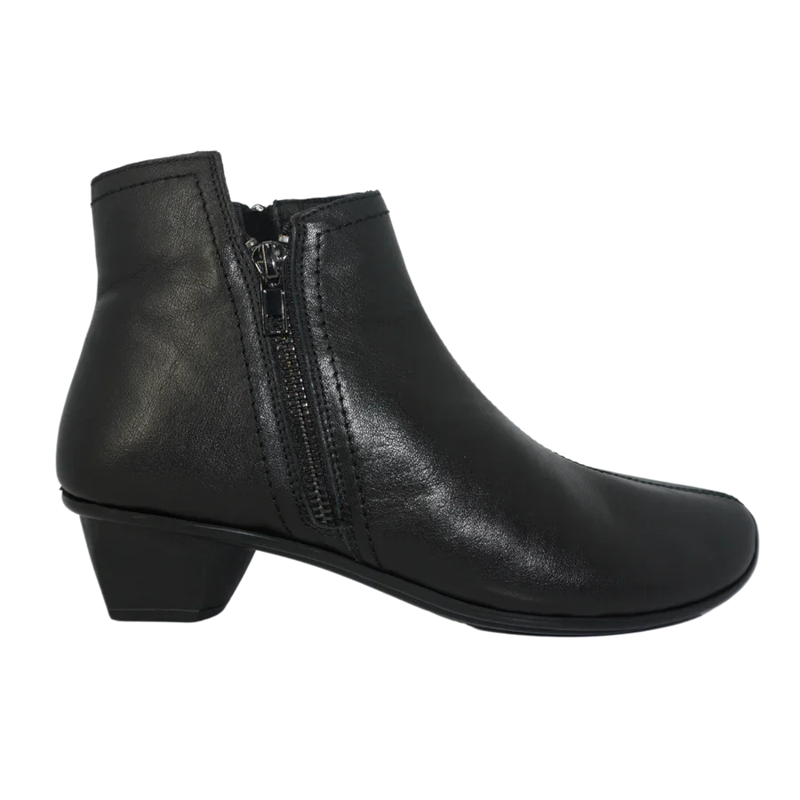 Alfie And Evie W23 Stag Black Leather