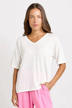 Load image into Gallery viewer, Betty Basics Aries V-Neck Sweater White
