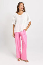 Load image into Gallery viewer, Betty Basics Aries V-Neck Sweater White