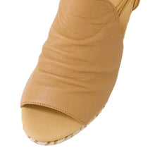 Load image into Gallery viewer, Diana Ferrari Hlensia Light Tan-multi Leather