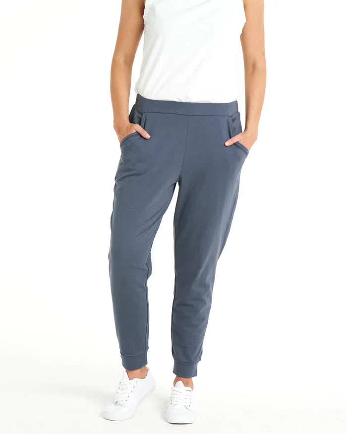 Betty Basics Lindsay Jogger Indi Blue