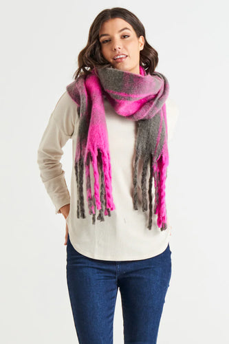 Betty Basics Lillian Fluffy Scarf Magenta Plaid