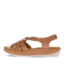 Load image into Gallery viewer, Scholl Casey Light Tan