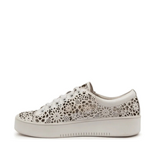 Load image into Gallery viewer, Django And Juliette Leitha Vanilla-vanilla Sole Leather