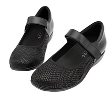 Load image into Gallery viewer, Klouds Wisdom Womens Shoes Xw Snake Stretch