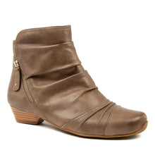 Load image into Gallery viewer, Ziera Camryn Xw Taupe Leather
