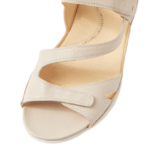 Load image into Gallery viewer, Ziera Belta W Vanilla Leather