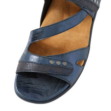 Load image into Gallery viewer, Ziera Beaux W Navy Navy Scratch Leather