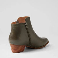 Load image into Gallery viewer, Ziera Vendas Xf Olive Leather
