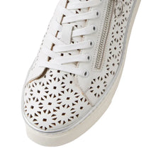 Load image into Gallery viewer, Pandoe Xf Zr White Leather White
