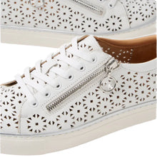 Load image into Gallery viewer, Pandoe Xf Zr White Leather White